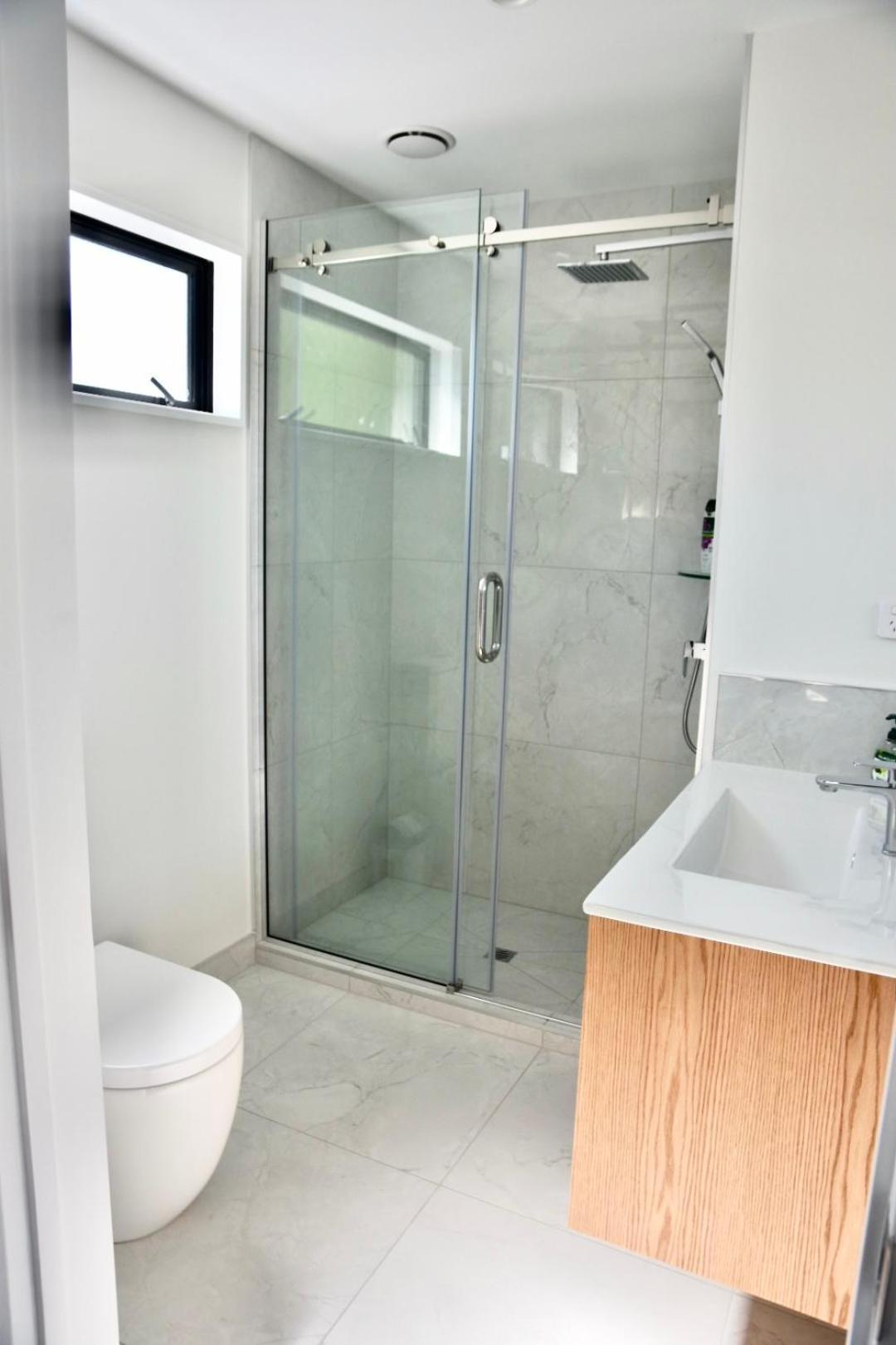 Brand New Close To Cbd 3 Bed 3 Bath With Garage ไครสต์เชิร์ช ภายนอก รูปภาพ